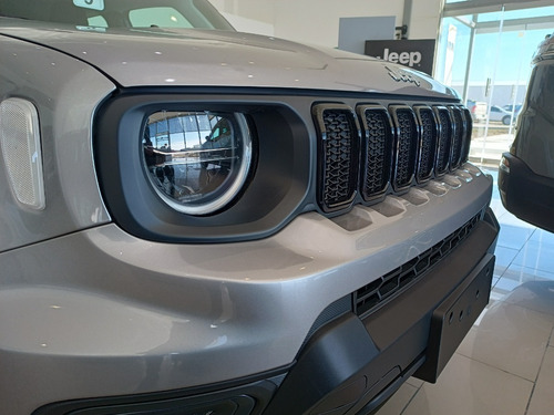 Imagen 21 de 25 de Jeep Renegade 1.8 Sport -fmd