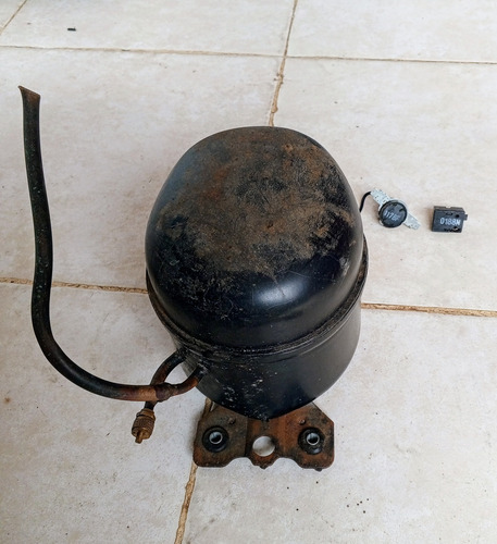 Motor Compresor 1/4 Congelador Nevera (Usado)