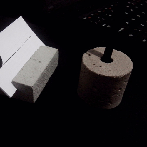 Tarjetero De Cemento Minimalista Para Escritorio