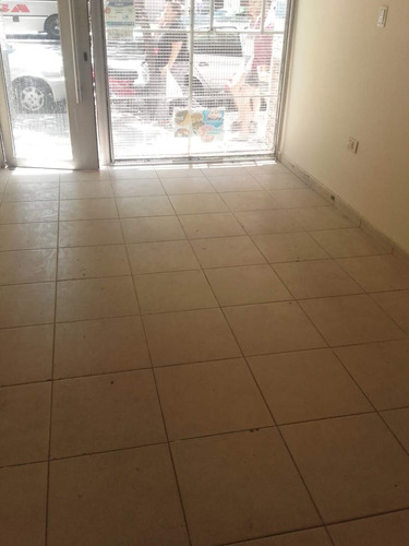 Alquiler Local Comercial Sobre Bv Iliia Con Gas Natural Nueva Cordoba