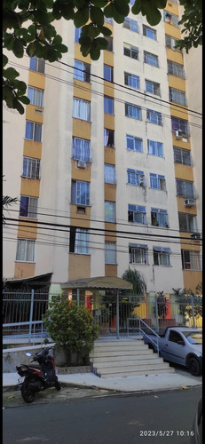 Vendo Apartamento Com Piscina