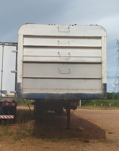 Carreta Boiadeira 18 Mts, 40 Bois, Sem Pneus