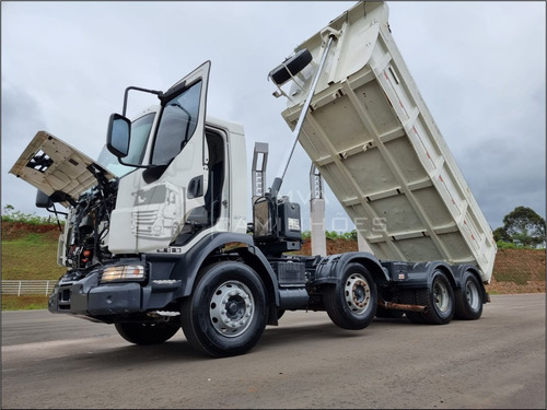Imagem 9 de 15 de Caminhão Volvo Vm 270 8x2