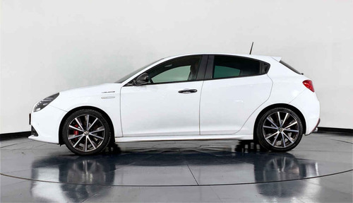 Imagen 8 de 15 de 108699 - Alfa Romeo Giulietta 2019 Con Garantía