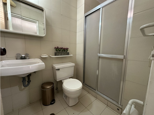 Se Vende Moderno Apartamento En Lomas De Las Mercedes