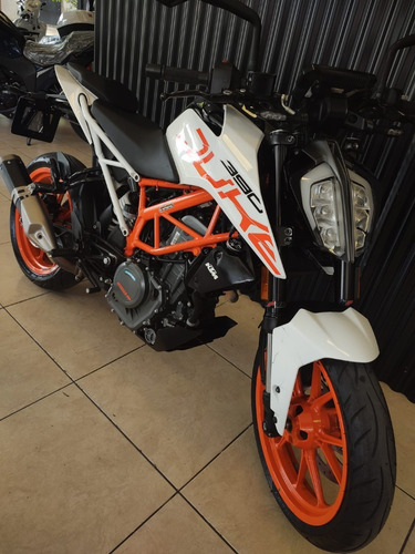 Imagen 13 de 18 de Ktm Duke 390 (no Yamaha Mt03 Kawasaki Z400) Tomo Permuta