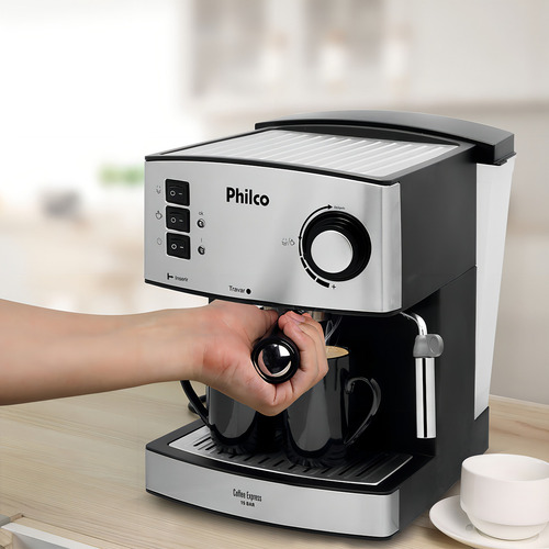 Cafetera Philco Coffee Express con filtro permanente de 15 bares, color negro y plateado,