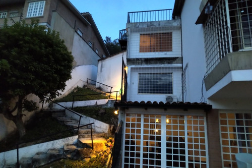 Imagen 25 de 29 de Venta Quinta La Tahona, Munic Baruta, Excelente Inversión!!!