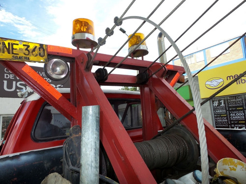 Grua Fargo D-700