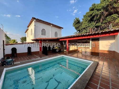 Marianny Gonzalez, En Venta Casa Duplex Con Piscina La Morenera Cabudare