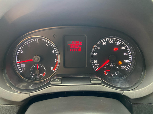 Volkswagen Fox 1.0 Tec Total Flex 5p