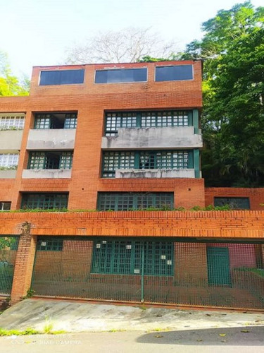 Magestuosa Casa En Urb. Miranda En Venta