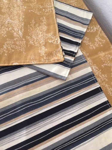 Set De 4 Manteles Indivuduales Reversibles