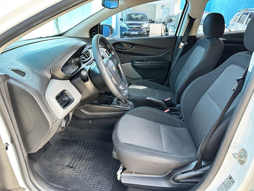 Chevrolet Onix HATCH Joy 1.0 8V Flex 5p Mec.
