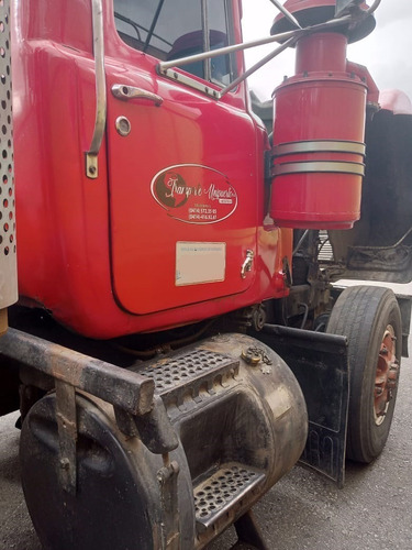 Imagen 7 de 16 de Mack R-600 Chuto