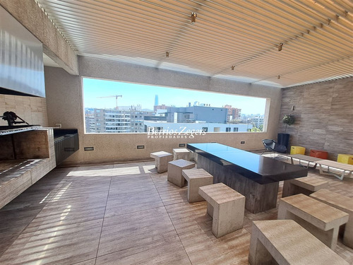 Impecable 3 Dorm, Sala Estar, 2 Estacionamientos Providencia