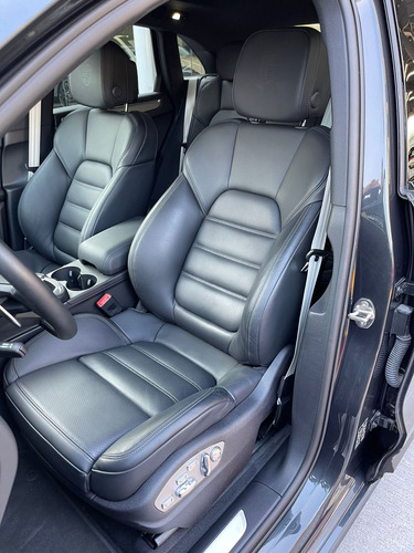 Porsche Macan 2024