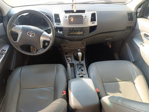 Toyota Hilux 3.0 Srv Cab. Dupla 4x4 Aut. 4p