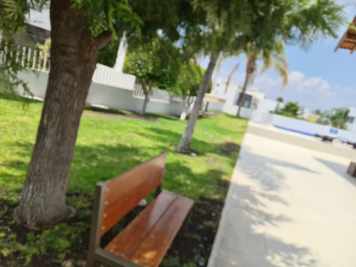 Se Vende Casa En Centro Sur, Claustros De Las Misiones, 4 Recamaras, 4.5 Baños..