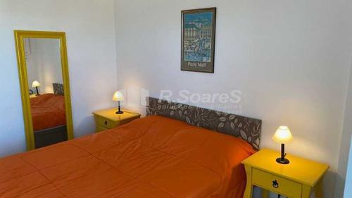 Imagem 12 de 15 de Flat Com 1 Quarto Na Barra Da Tijuca, Av. Do Pepê - Bafl10001