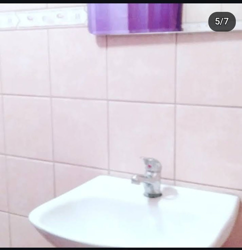 Acogedora Casa De Dos Pisos,ubicada En Villa Eduardo Anguita