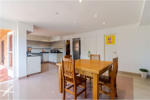 Venta Casa 5 Ambientes San Isidro Con Pileta