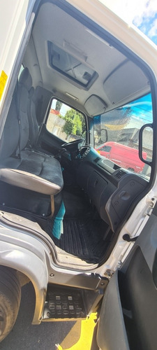 Mercedes Acelo 815