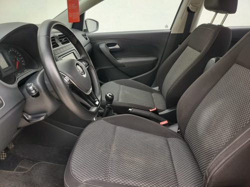 Imagen 11 de 15 de Volkswagen Nuevo Vento Comfortline Mt 1.6l