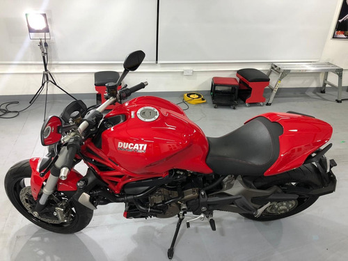 Ducati Monster 1200
