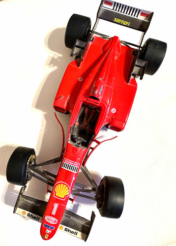 Auto Colección Ferrari Importado. Escala 1:20. Marca Maisto.