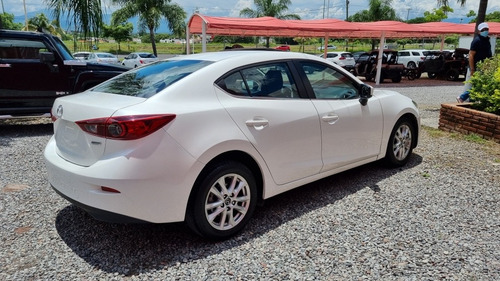 Imagen 7 de 13 de Mazda 3 2016 2.0 I Touring Sedan At