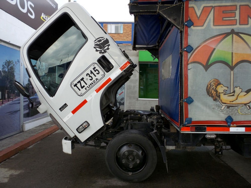 Chevrolet Nkr Ill Camion Estacas