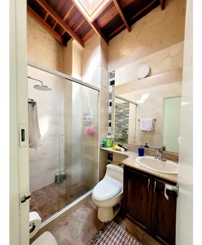 Gran Casa Para Venta En Poblado Campestre