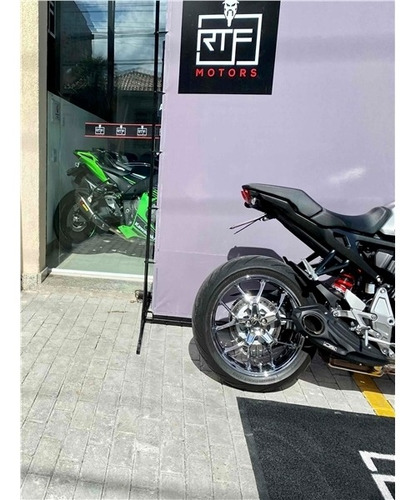 Imagem 6 de 8 de Honda Cb 1000r Abs
