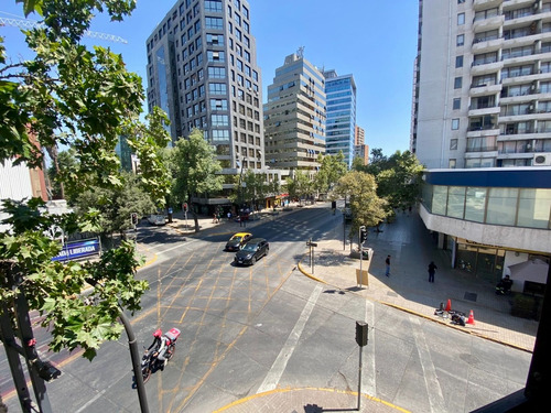 Gral. Del Canto / Metro Manuel Montt