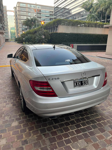 Imagen 5 de 14 de Mercedes-benz Clase C 1.8 C250 Avantgarde B.efficiency At