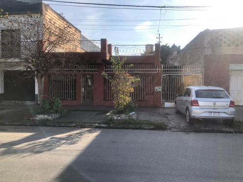 Casa En Venta En San Miguel De Tucumán