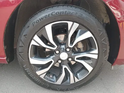 Chevrolet Onix 1.0T Premier Sedan At