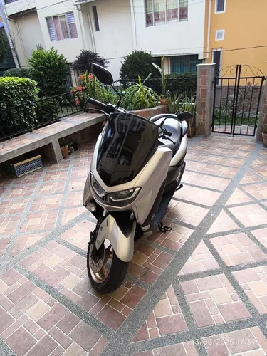Yamaha Nmax Conectes 2025