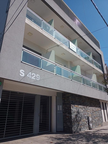 Departamento En Venta En Lomas De Zamora