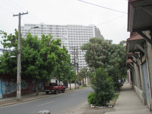 Estupendo Local Justo Entrada Edificio 35 Pisospablo Urzua 1