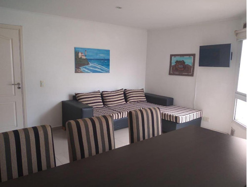 Departamento En Venta De Un Ambiente Amplio, Zona Pinos De Anchorena, Mar Del Plata