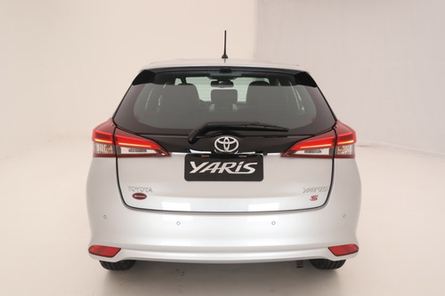Imagen 6 de 25 de Toyota Yaris 1.5 S Cvt 5p 2022 0km