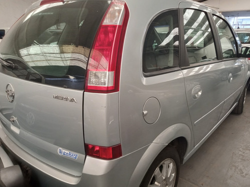 Imagen 3 de 22 de Chevrolet Meriva Gls 1.8 Sohc Financio
