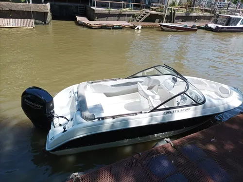 Lancha 520, Fuel 175, 10 Años De Garantía