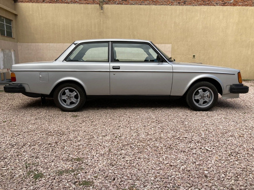 Imagen 2 de 23 de Volvo