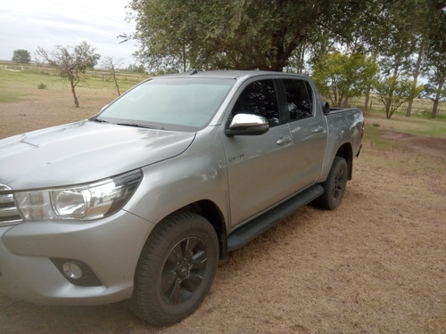 Toyota Hilux 2.8 Cd Srv 177cv 4x2 At