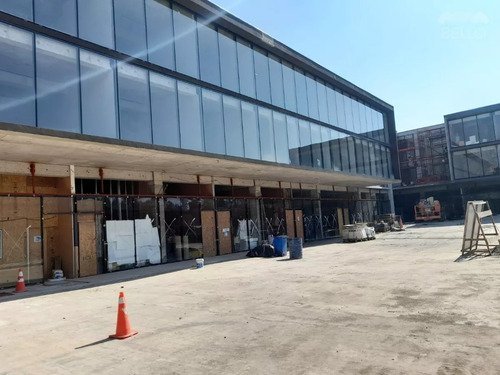 Locales En Primer Piso Nuevos En Strip Center Consistorial