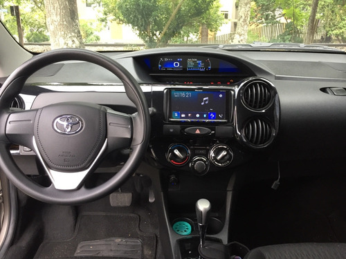 Etios 1.3 X 16v. Automático - Ótimo Estado