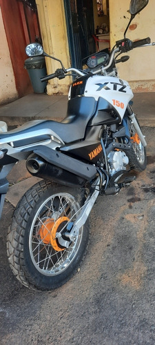 Imagem 2 de 8 de Yamaha Xtz 150cc Moto Revisada Pronta